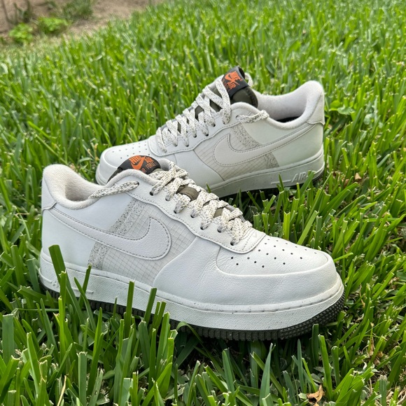 NIKE Air Force 1'07 LV8 Sneaker Phantom/ Cargo Khaki/ Russet men size 8 - Picture 9 of 15